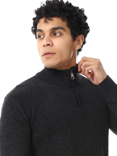 Half Zipper -Black - Image 4