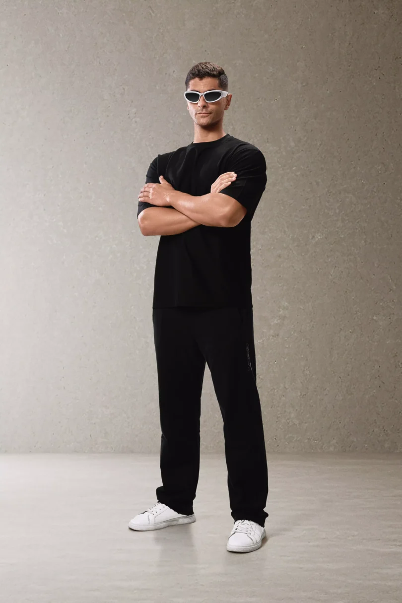 Milton T-shirt - Black - Image 5