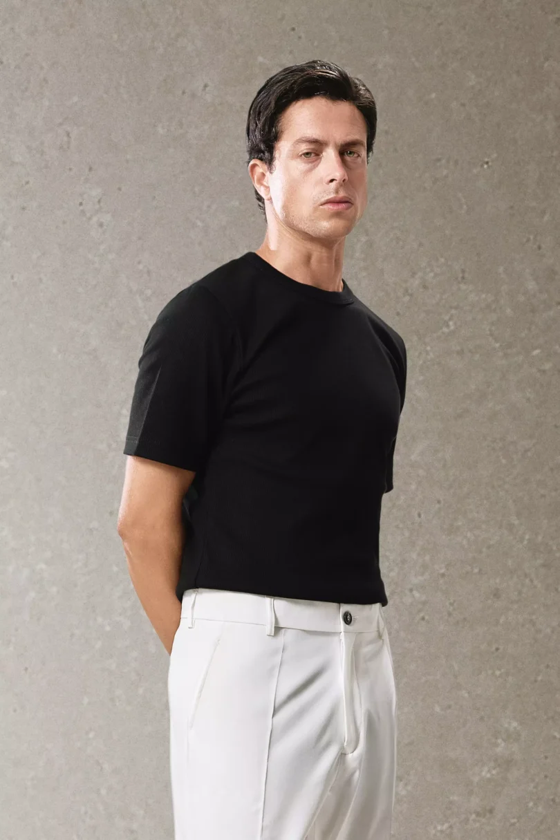 Soft Cotton T-shirt - Black "NEW"