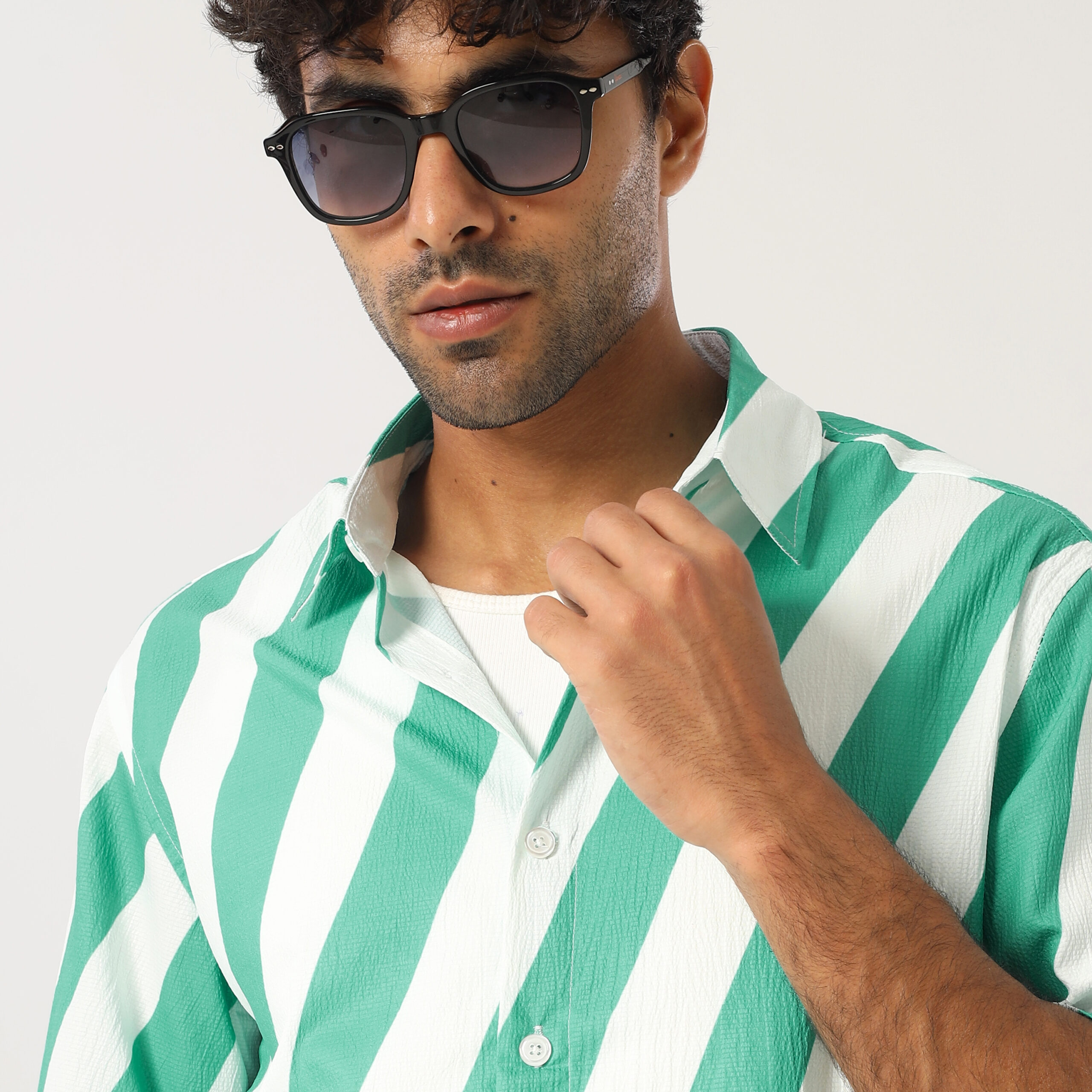 Printed Box Fit Shirt-Green - Image 2
