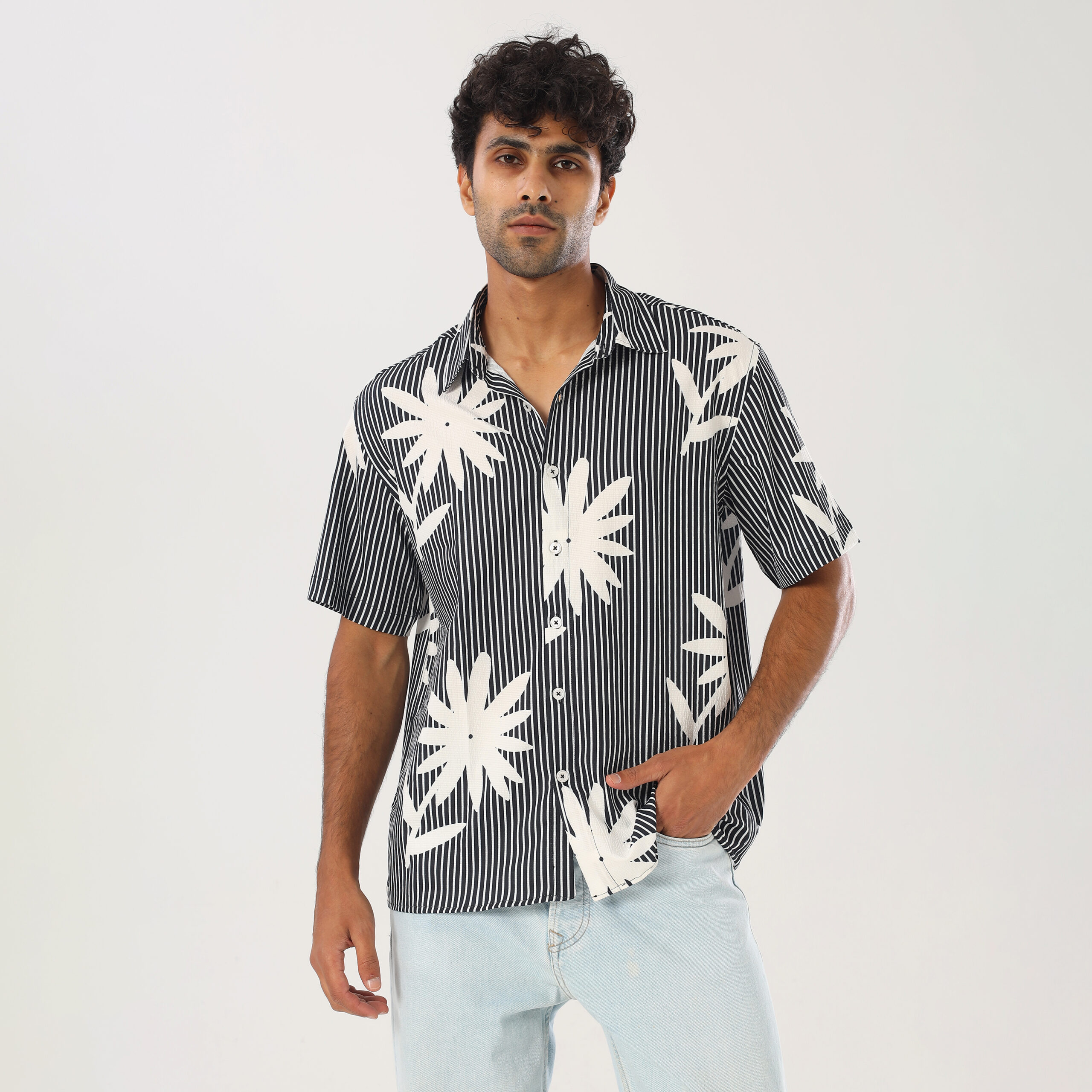 Printed Box Fit Shirt-Black